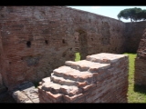 00581 ostia - regio v - insula xii - horrea (v,xii,2) - taberna iv - bli ri suedosten.jpg